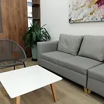 Aparto Con Piscina 820