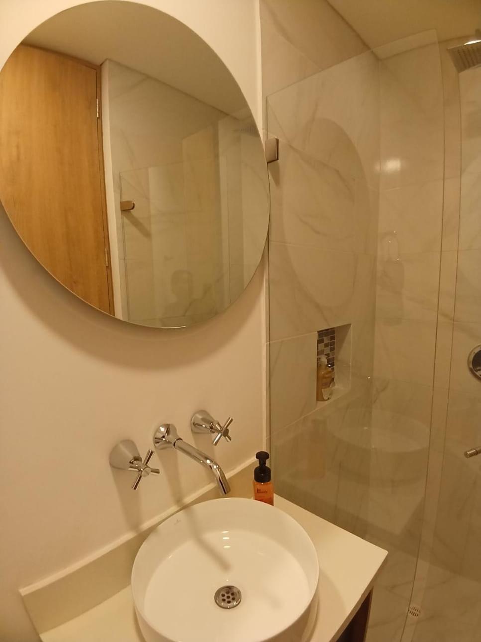 Aparto Con Piscina 820